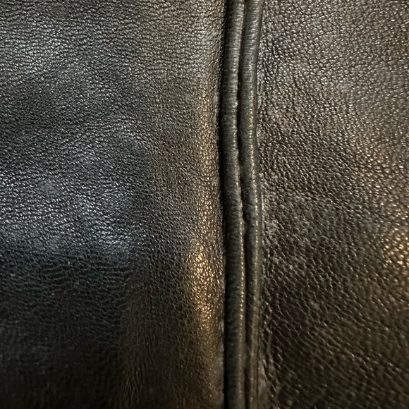 BANANA REPUBLIC | Genuine Black Leather Vintage Vest - Picture 4 of 7